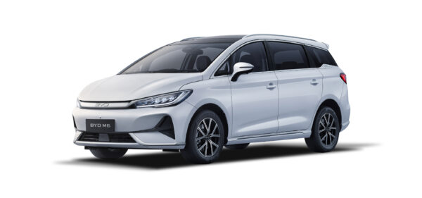 BYD M6 | Trắng